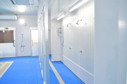 施設紹介-スライダー