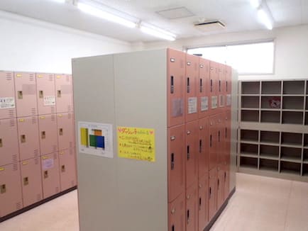 施設紹介-スライダー