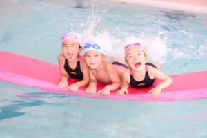 新潟市西区 ダッシュスイミングスクール 笑顔の子どもたち 体験 4月